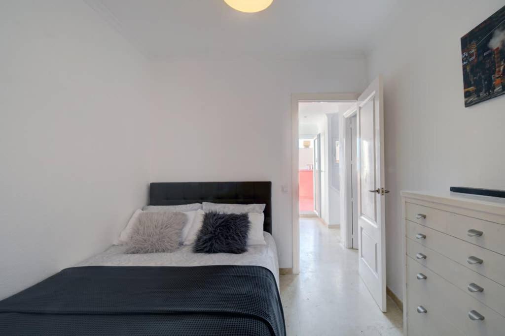 Duplex Con Vistas Al Mar Lägenhet La Línea de la Concepción Exteriör bild