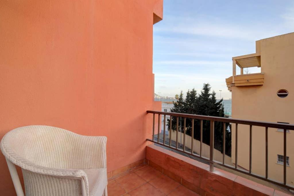 Duplex Con Vistas Al Mar Lägenhet La Línea de la Concepción Exteriör bild