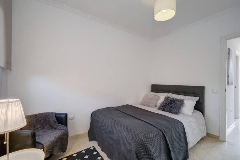 Duplex Con Vistas Al Mar Lägenhet La Línea de la Concepción Exteriör bild